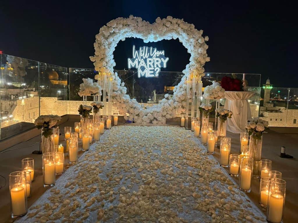 הצעת נישואין בכותל