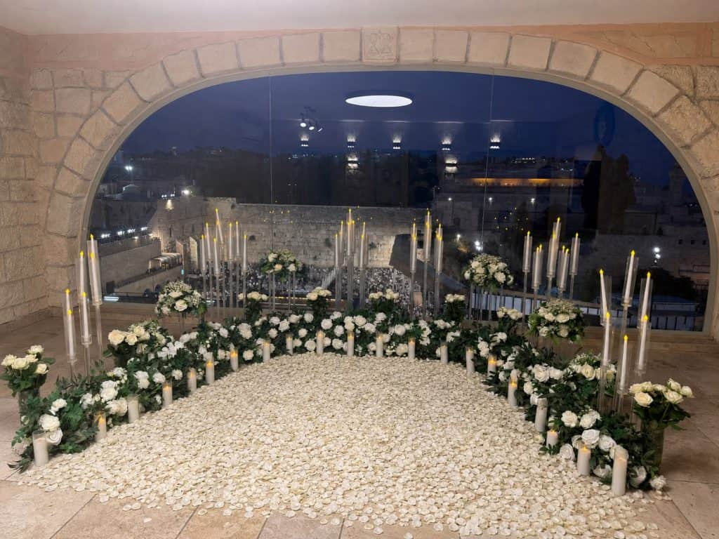 הצעת נישואין בכותל